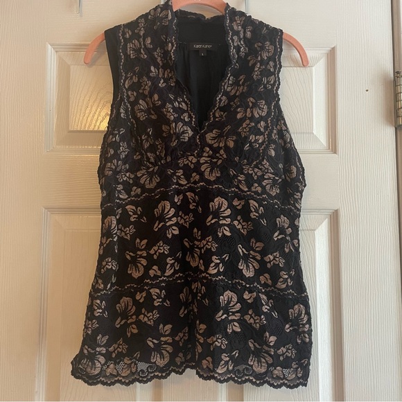 Karen Kane Tops - Karen Kane Large Black Tan Floral Lace Sleeveless Top